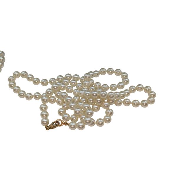 Lot of Three Strands Knotted Glass Faux Pearls to Layer or Wear Alone - Picture 4 of 6